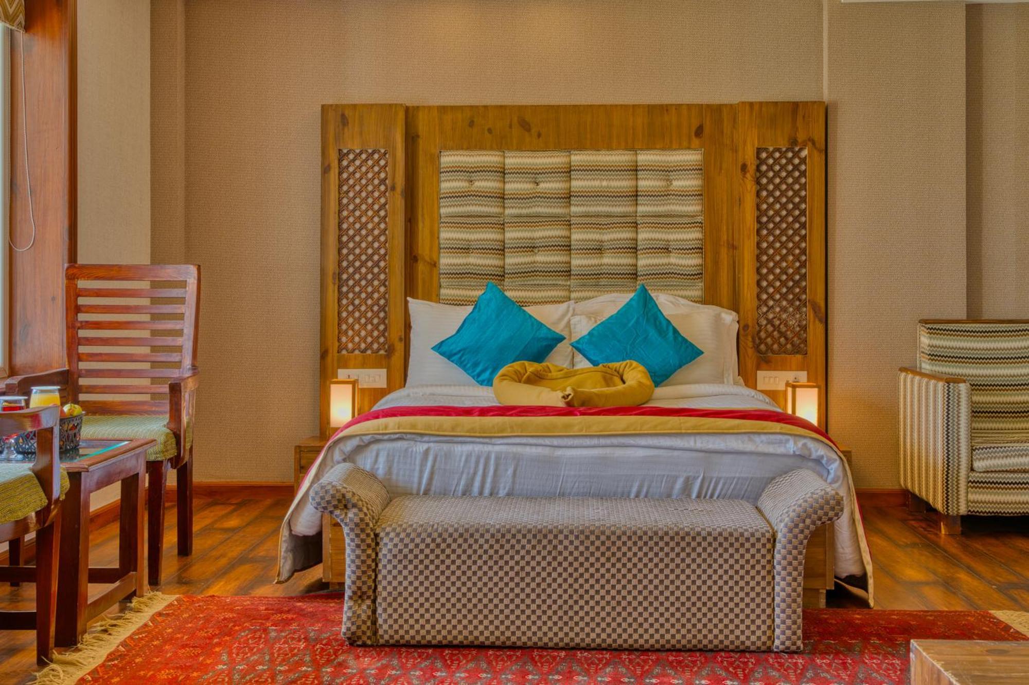 Golden Meadows Hotels & Resorts Sonāmarg Εξωτερικό φωτογραφία