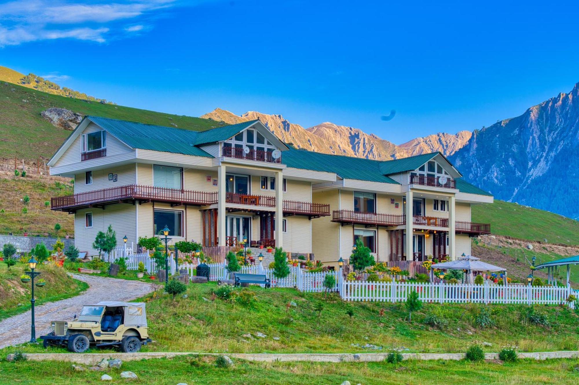 Golden Meadows Hotels & Resorts Sonāmarg Εξωτερικό φωτογραφία