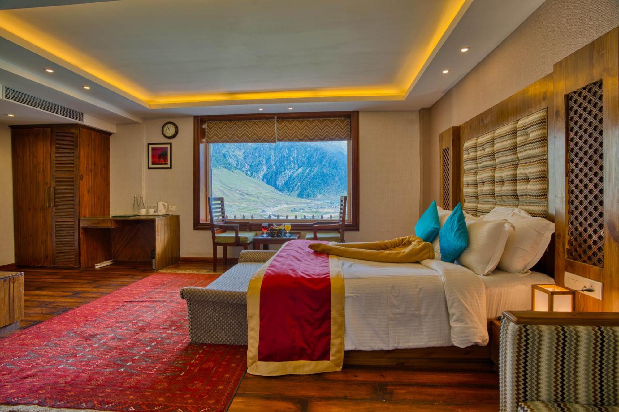 Golden Meadows Hotels & Resorts Sonāmarg Εξωτερικό φωτογραφία